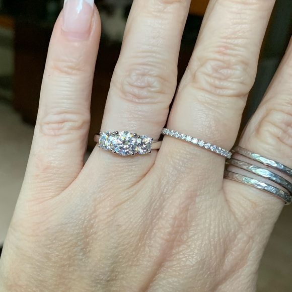 Jewelry - #204 “Live show listing” Stunning 2 TCW 3 stone brilliant white Moissanite